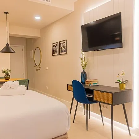 For You Rentals El Caprichotu Refugio En Madrid Con Encanto Y Tranquilidad Temporal Del2914 Exterior photo